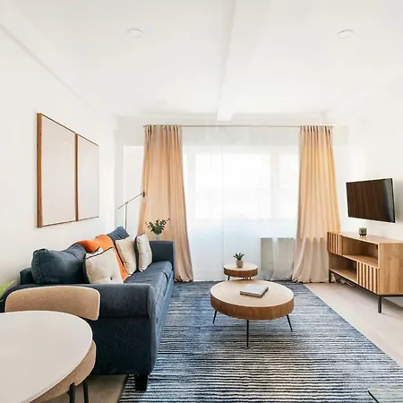 809-2A Gorgeous 1Br New W D Modern Best Location